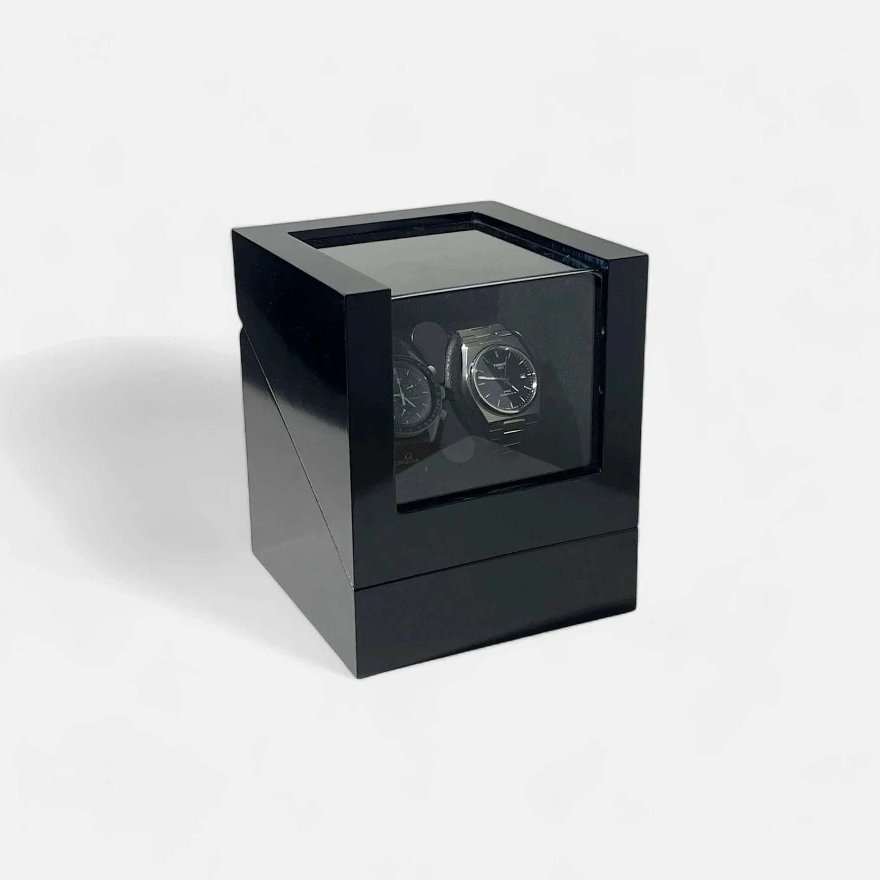 Atlas Watch Winder, Noir Colour, Front Side, Closed