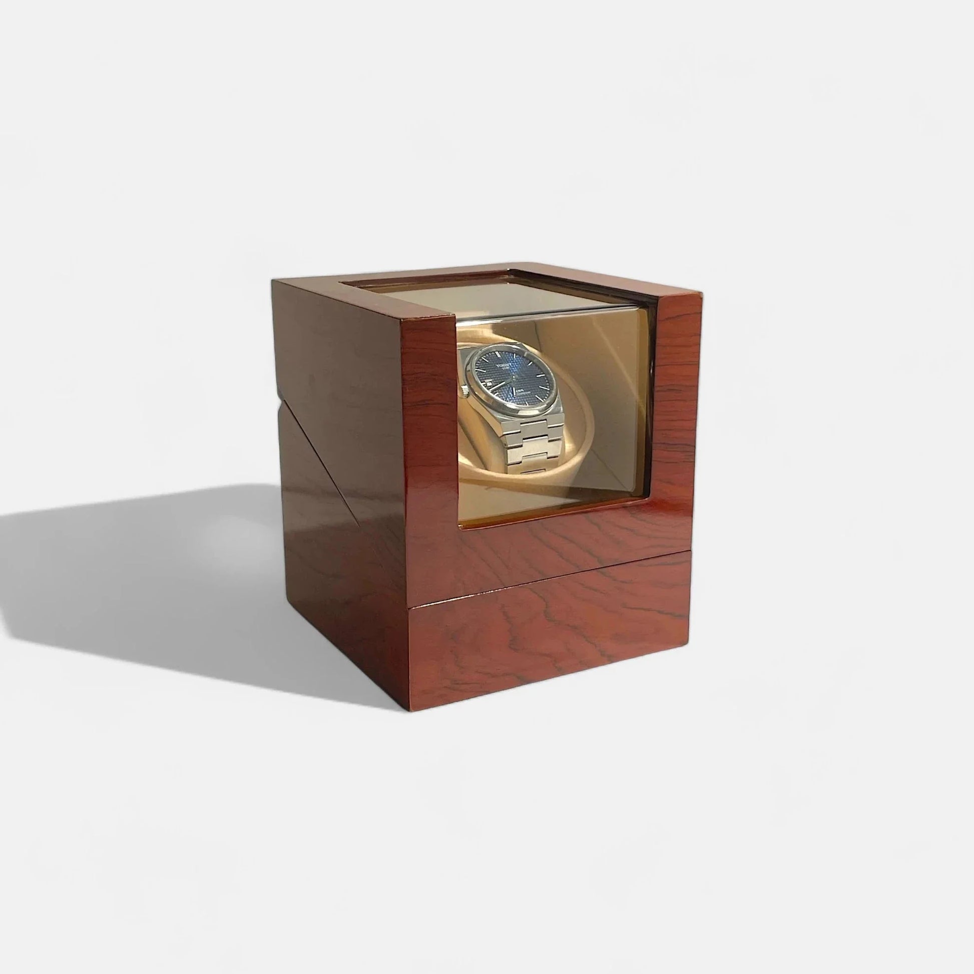Carina Watch Winder, Mahogany Colour, Front Side, Closed
