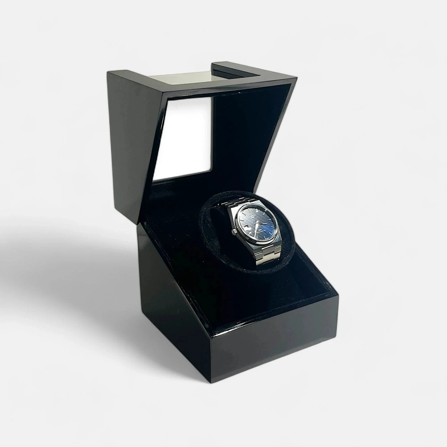 Carina Watch Winder, Noir Colour, Front Side, Open
