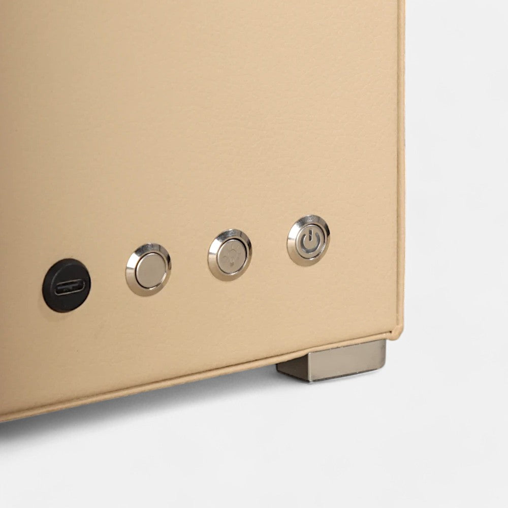 Taurus Watch Winder, Creme Colour, Control Buttons Detail